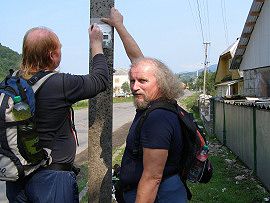 Zanme v blzkosti etnick stanice